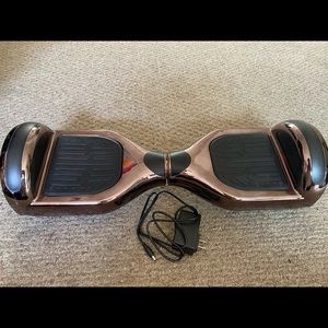 Gold 
Bluetooth speaker and charger
LED lights